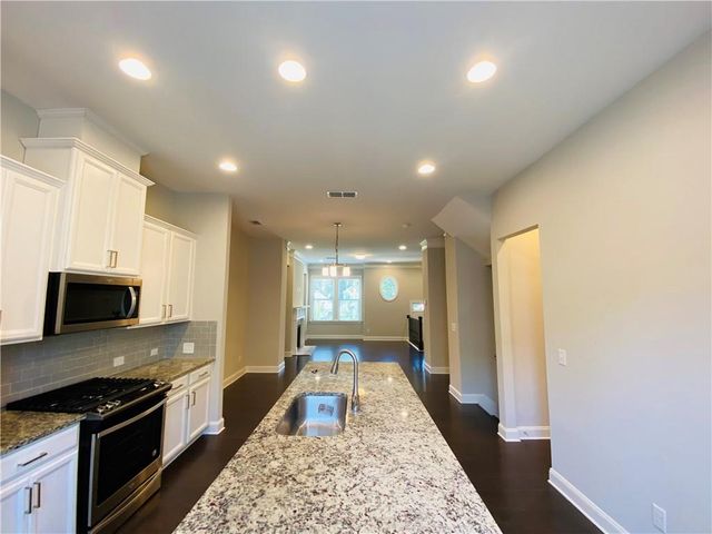 1815 Hislop Lane 8, Atlanta, GA 30345