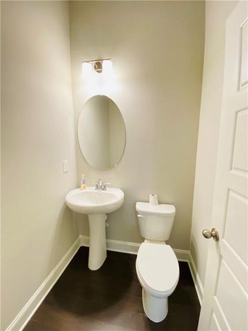 1815 Hislop Lane 8, Atlanta, GA 30345