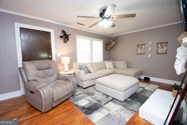 3835 West Point Road, Lagrange, GA 30240