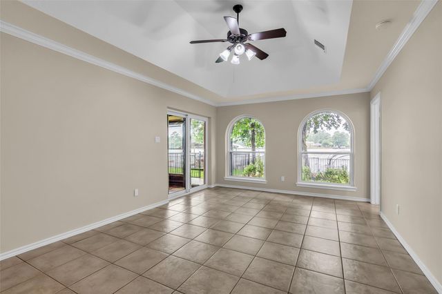 11651 Twain Drive, Montgomery, TX 77356
