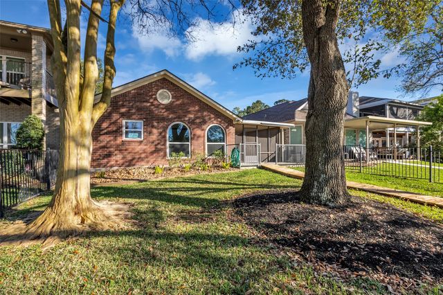 11651 Twain Drive, Montgomery, TX 77356