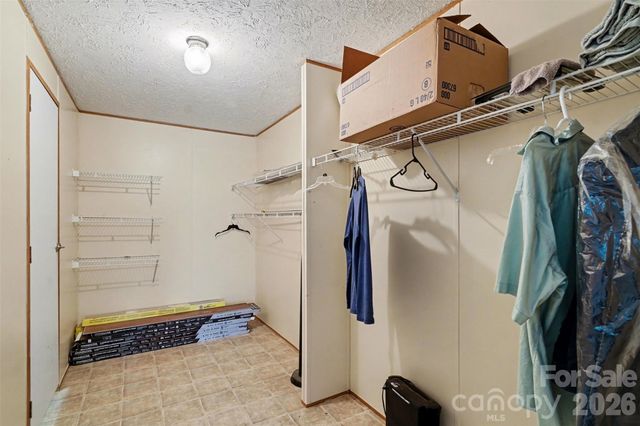 2009 Rocky Creek Lane, Dallas, NC 28034