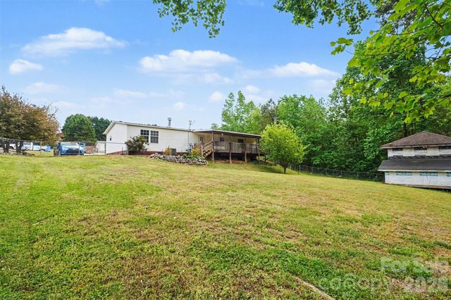 2009 Rocky Creek Lane, Dallas, NC 28034