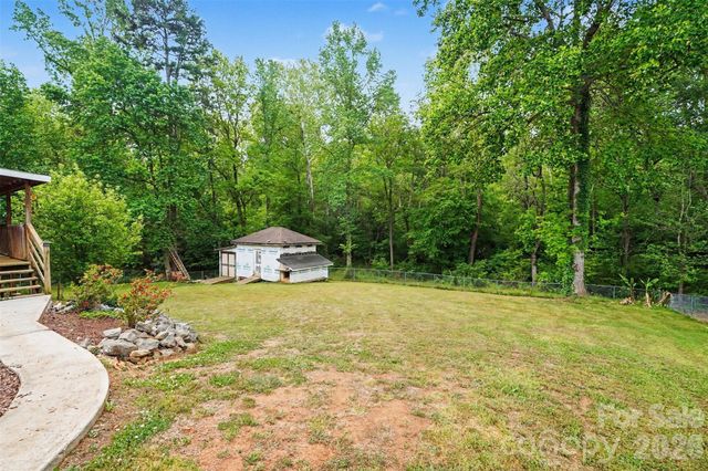 2009 Rocky Creek Lane, Dallas, NC 28034