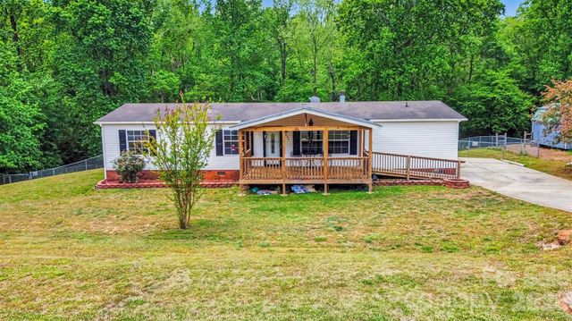 2009 Rocky Creek Lane, Dallas, NC 28034