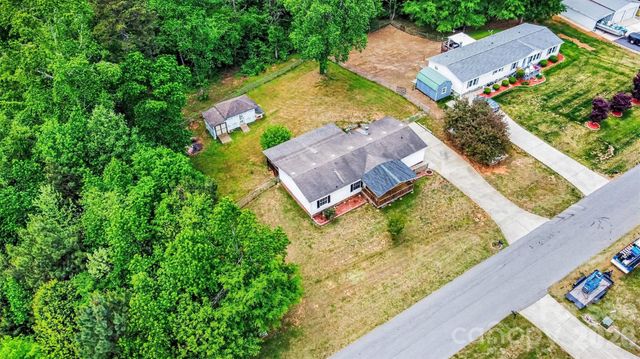 2009 Rocky Creek Lane, Dallas, NC 28034