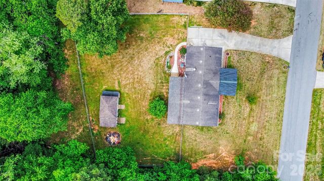 2009 Rocky Creek Lane, Dallas, NC 28034