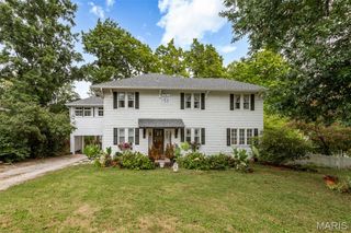 701 W Kirkham Avenue, Glendale, MO 63122