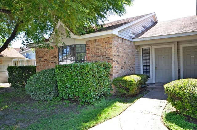 1601 Faro DR 201, Austin, TX 78741