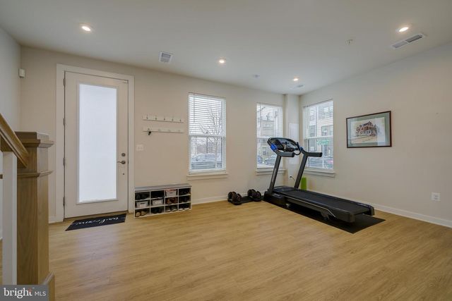 5615 ALPHA RIDGE AVE, Hyattsville, MD 20782