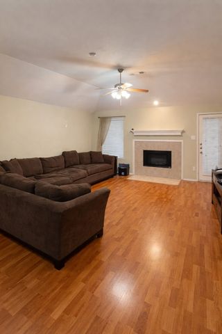 605 Crystal Falls Drive, Mckinney, TX 75071