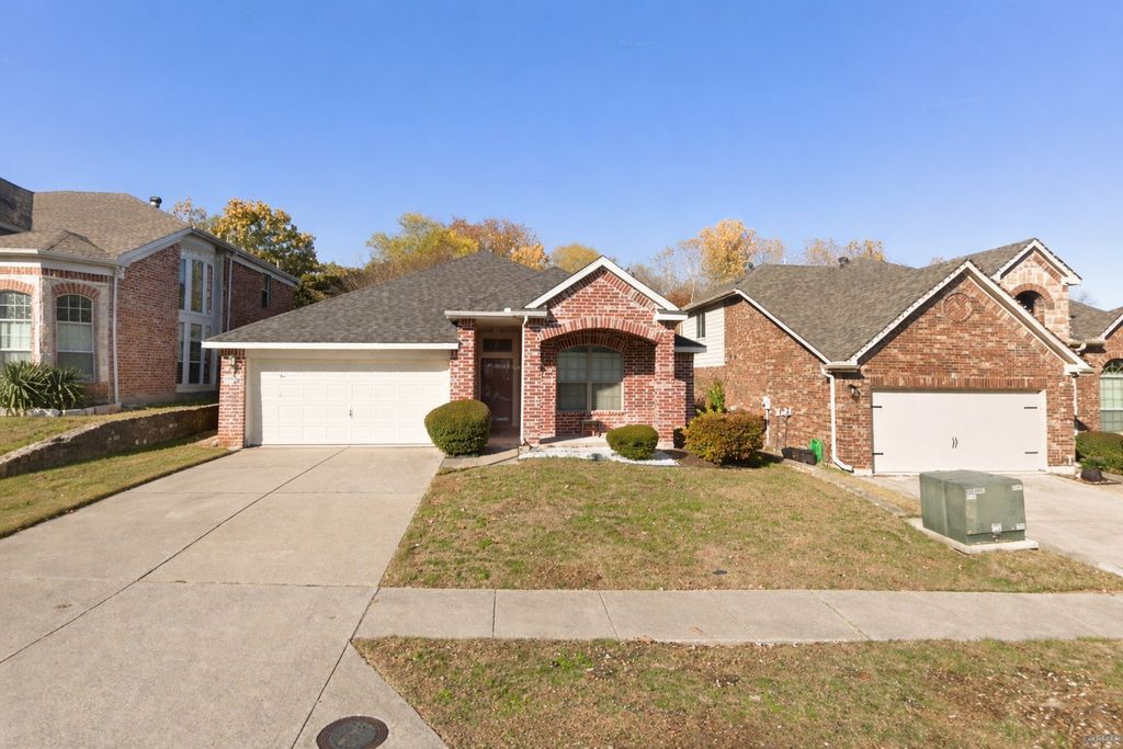 605 Crystal Falls Drive, Mckinney, TX 75071