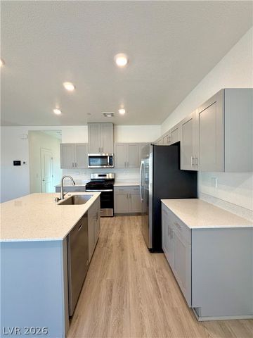 10051 Indigo Cliffs Street, Las Vegas, NV 89141