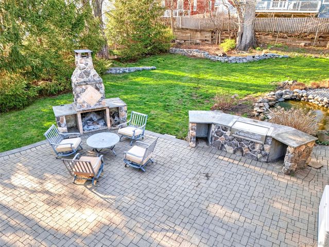 77 Hunt Avenue, Pearl River, NY 10965