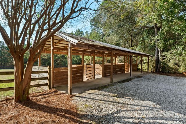 635 Slade Rd., Purvis, MS 39475