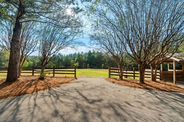 635 Slade Rd., Purvis, MS 39475