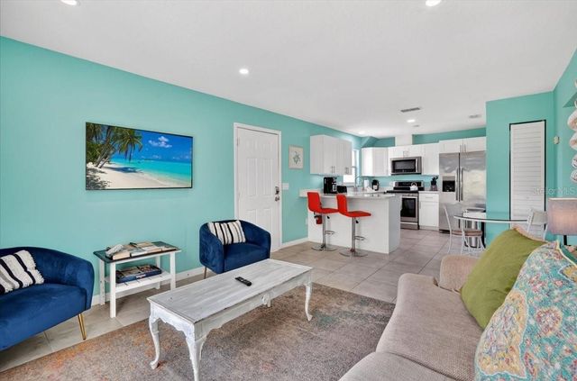 3303 6TH AVENUE B, Holmes Beach, FL 34217