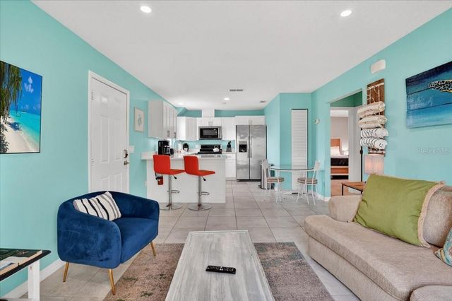 3303 6TH AVENUE B, Holmes Beach, FL 34217