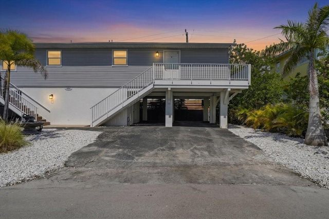 3303 6TH AVENUE B, Holmes Beach, FL 34217