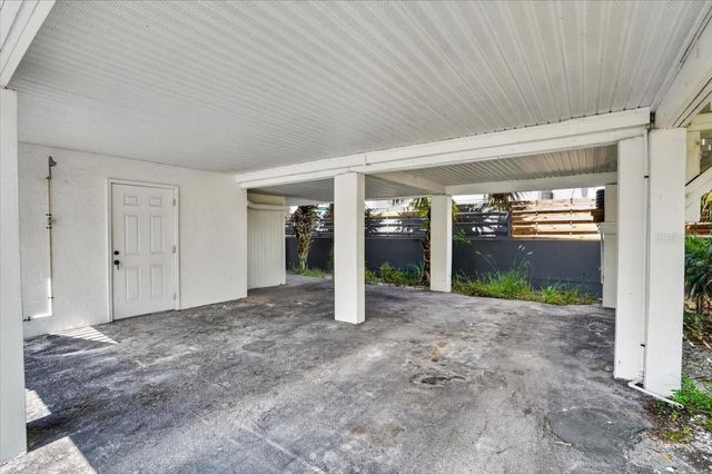 3303 6TH AVENUE B, Holmes Beach, FL 34217