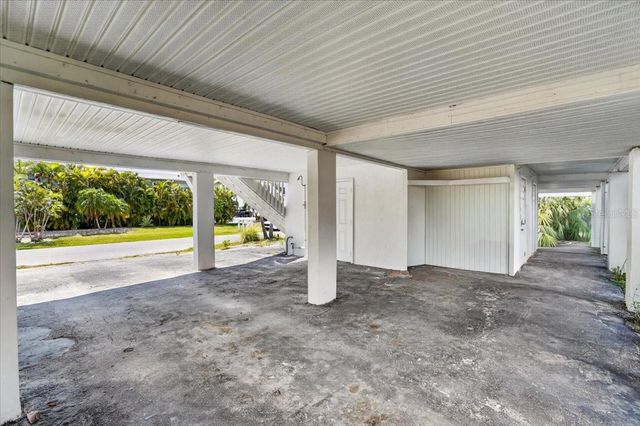 3303 6TH AVENUE B, Holmes Beach, FL 34217
