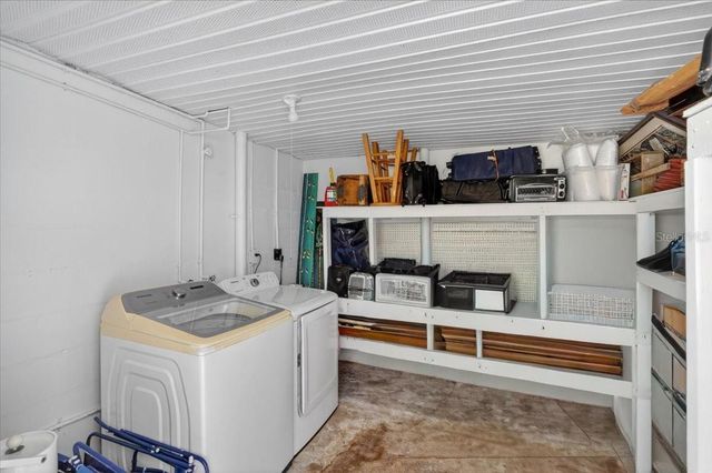 3303 6TH AVENUE B, Holmes Beach, FL 34217
