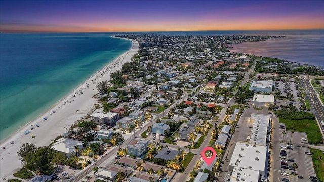 3303 6TH AVENUE B, Holmes Beach, FL 34217