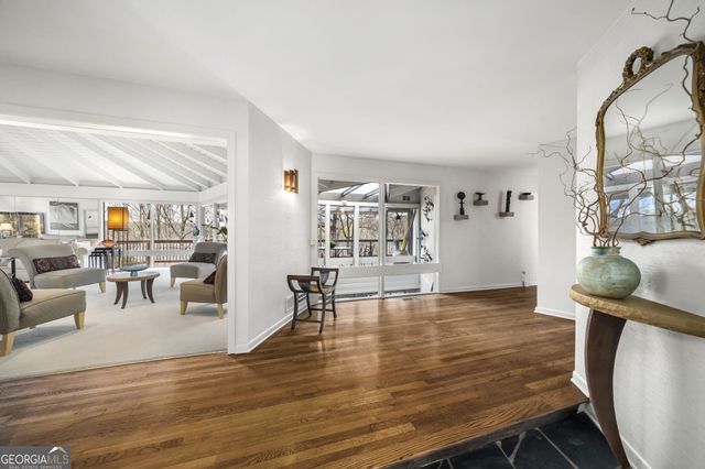 130 Huntcliff Point NE, Sandy Springs, GA 30350