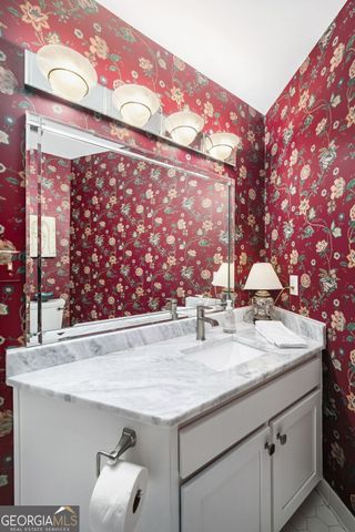 130 Huntcliff Point NE, Sandy Springs, GA 30350