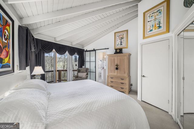 130 Huntcliff Point NE, Sandy Springs, GA 30350