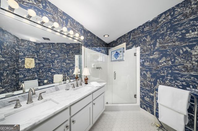 130 Huntcliff Point NE, Sandy Springs, GA 30350