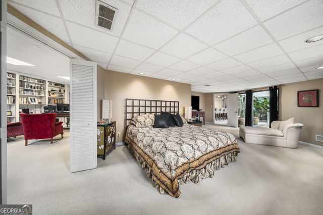 130 Huntcliff Point NE, Sandy Springs, GA 30350