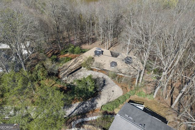 130 Huntcliff Point NE, Sandy Springs, GA 30350