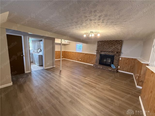 4975 Poppa Drive, Dayton, OH 45424