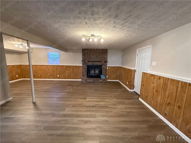 4975 Poppa Drive, Dayton, OH 45424