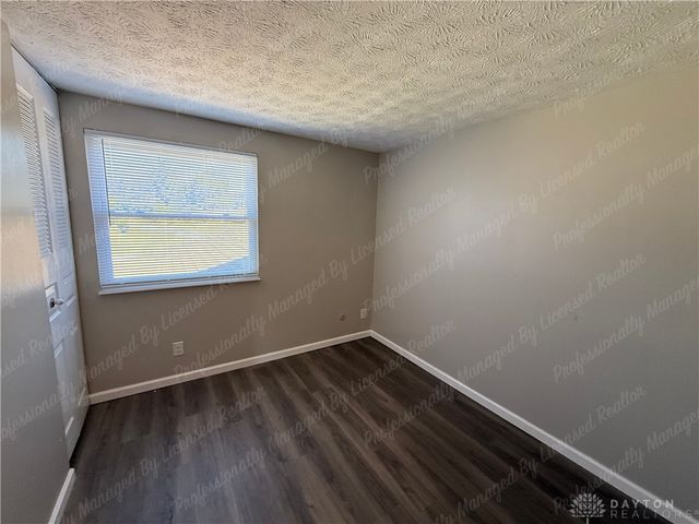 4975 Poppa Drive, Dayton, OH 45424