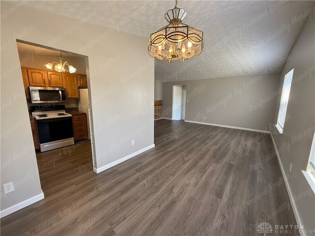 4975 Poppa Drive, Dayton, OH 45424