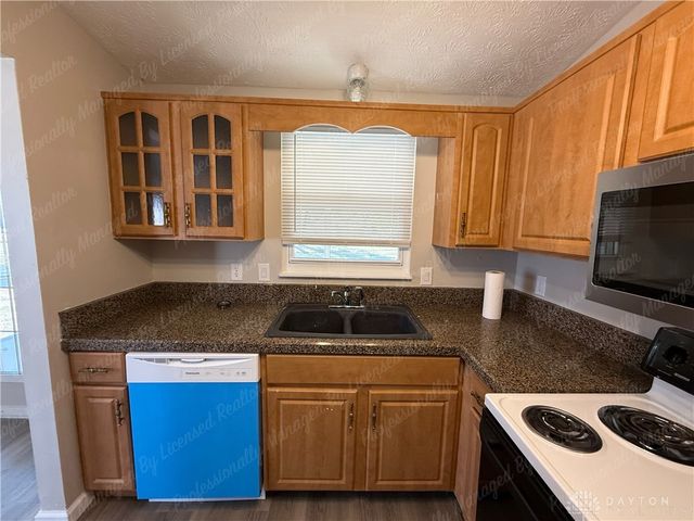 4975 Poppa Drive, Dayton, OH 45424