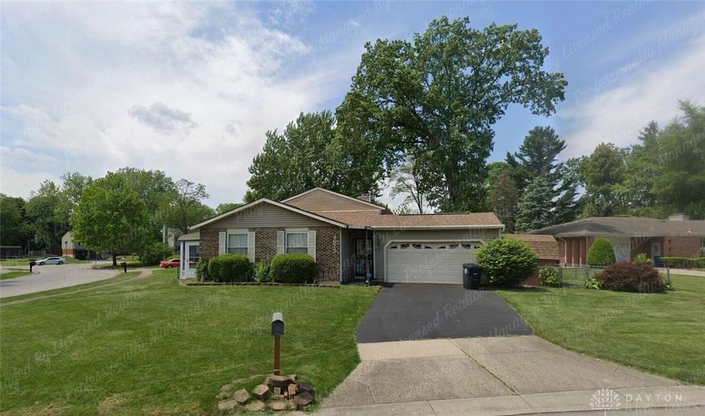 4975 Poppa Drive, Dayton, OH 45424