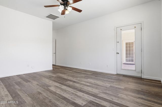 4216 E County Down Drive, Chandler, AZ 85249