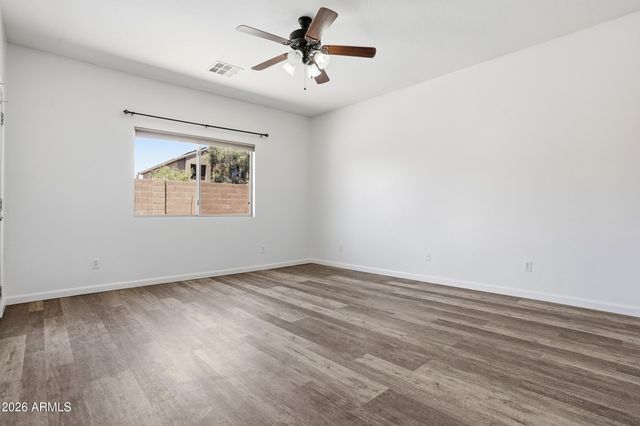 4216 E County Down Drive, Chandler, AZ 85249