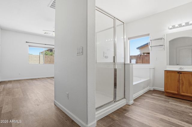 4216 E County Down Drive, Chandler, AZ 85249