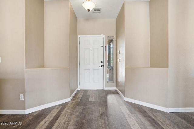 4216 E County Down Drive, Chandler, AZ 85249