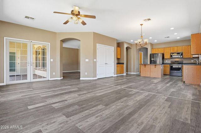 4216 E County Down Drive, Chandler, AZ 85249