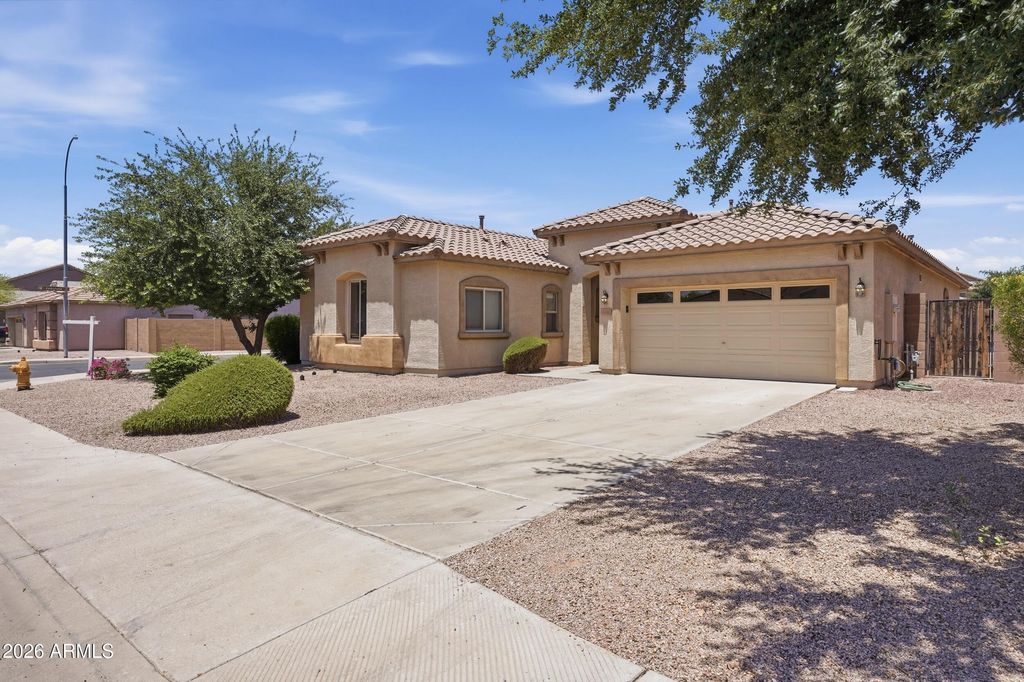 4216 E County Down Drive, Chandler, AZ 85249 — photo 2