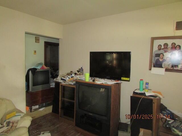 5169 N 63rd STREET, Milwaukee, WI 53218