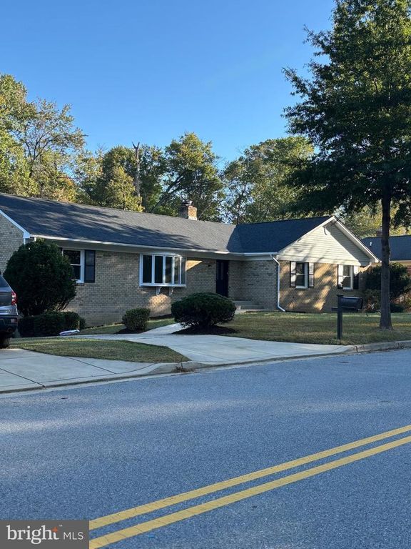 11308 CHANTILLY LN, Bowie, MD 20721