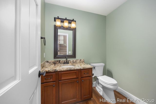 1716 Riva Ridge Drive Se, City Of Kentwood, MI 49546