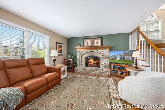 1716 Riva Ridge Drive Se, City Of Kentwood, MI 49546