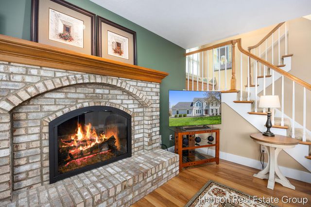 1716 Riva Ridge Drive Se, City Of Kentwood, MI 49546